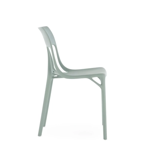 Nuova sedia A.I. Lite Kartell